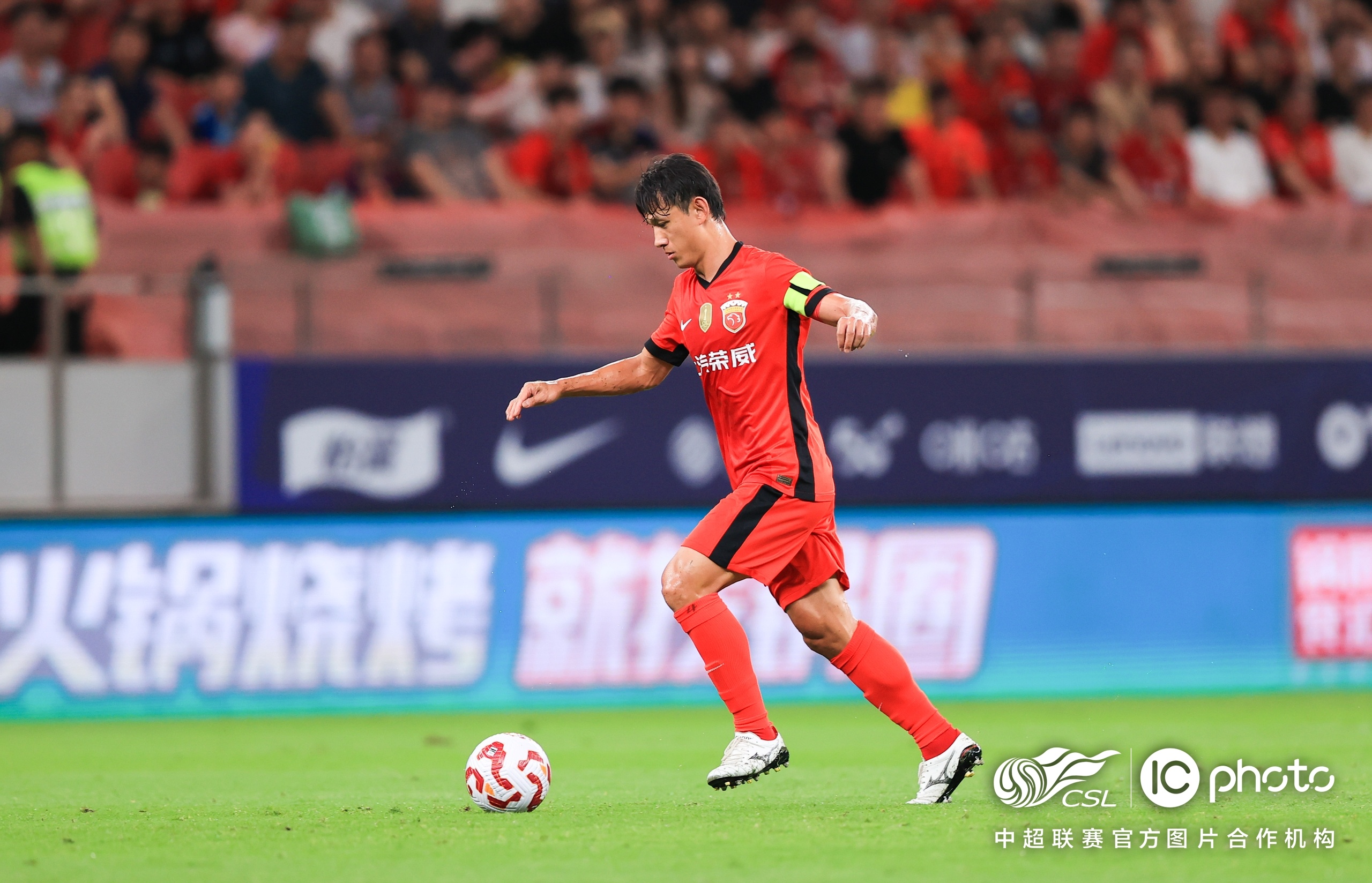 赛地聚焦：葡超窗口期热度飙升，利物浦官宣签约，压力陡增，球队文化再被提及的简单介绍