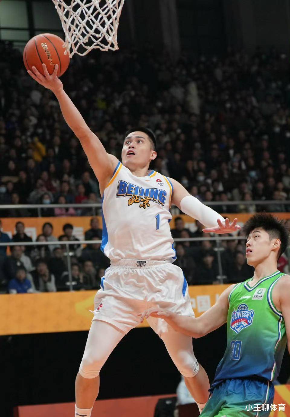 爱游戏sports-赛地聚焦——CBA季后赛赛前热度飙升；北京国安状态回暖；引发热议；赛季目标并未改变的简单介绍-爱游戏sports